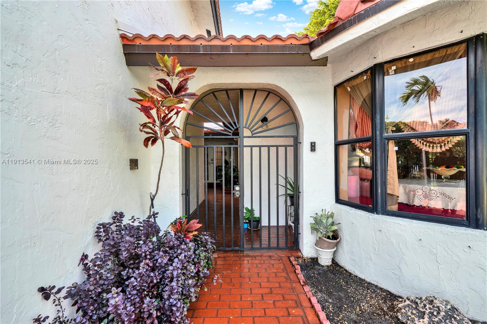 THE MISSIONS - Residential