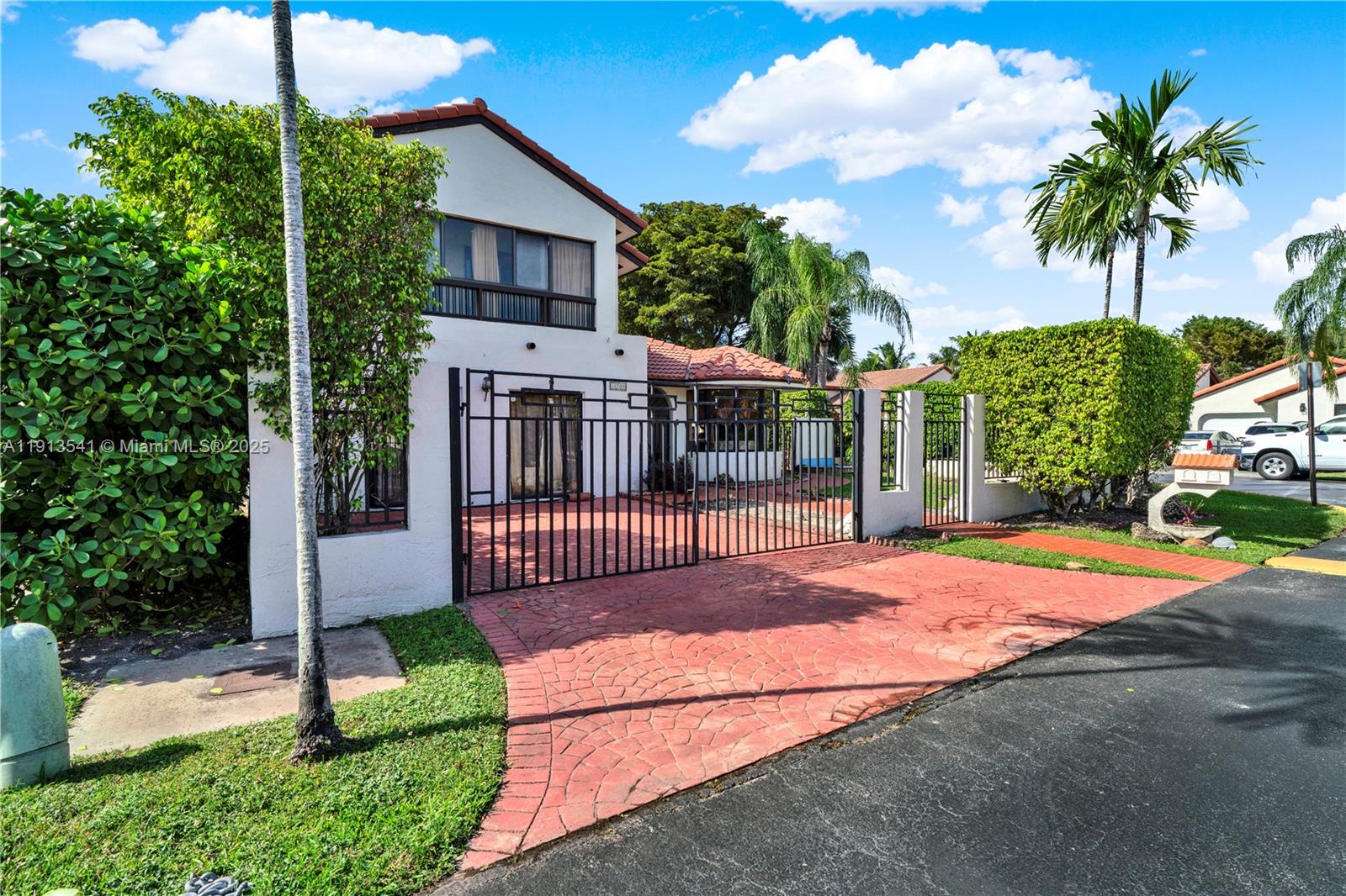 THE MISSIONS - Residential