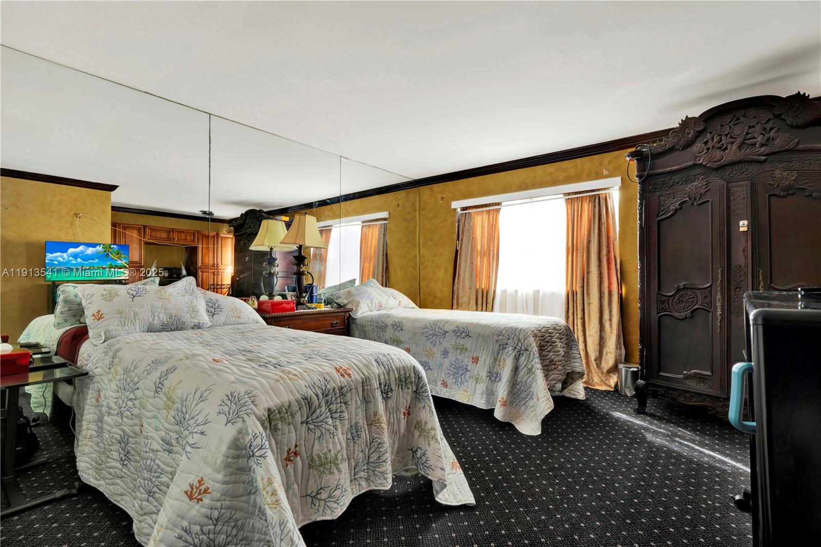 THE MISSIONS - Residential