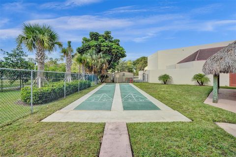 Condominium in Sunrise FL 2850 Sunrise Lakes Dr Dr 42.jpg