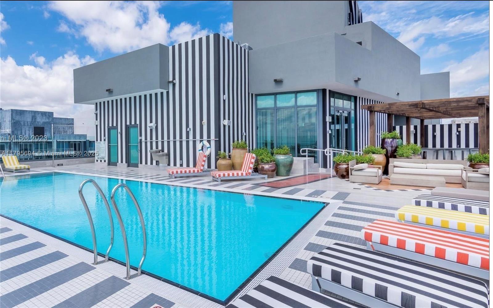 1300 S MIAMI AVENUE CONDO - Residential