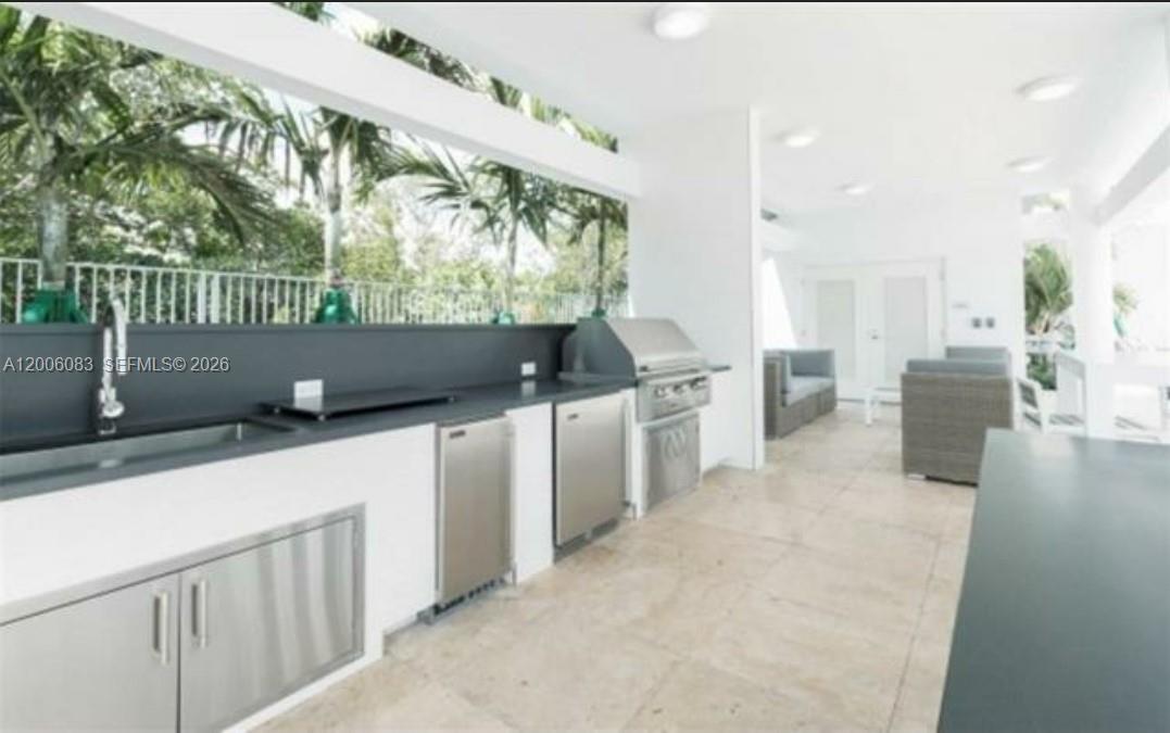 MARINA PALMS RESIDENCES S - Residential