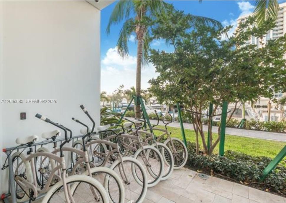 MARINA PALMS RESIDENCES S - Residential