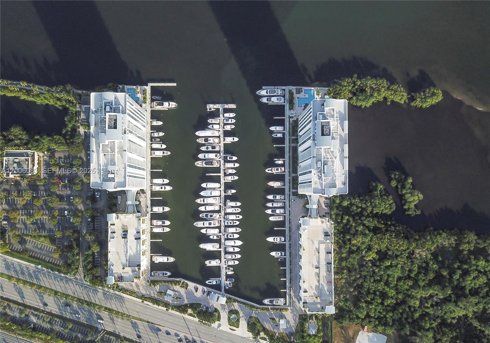 MARINA PALMS RESIDENCES S - Residential