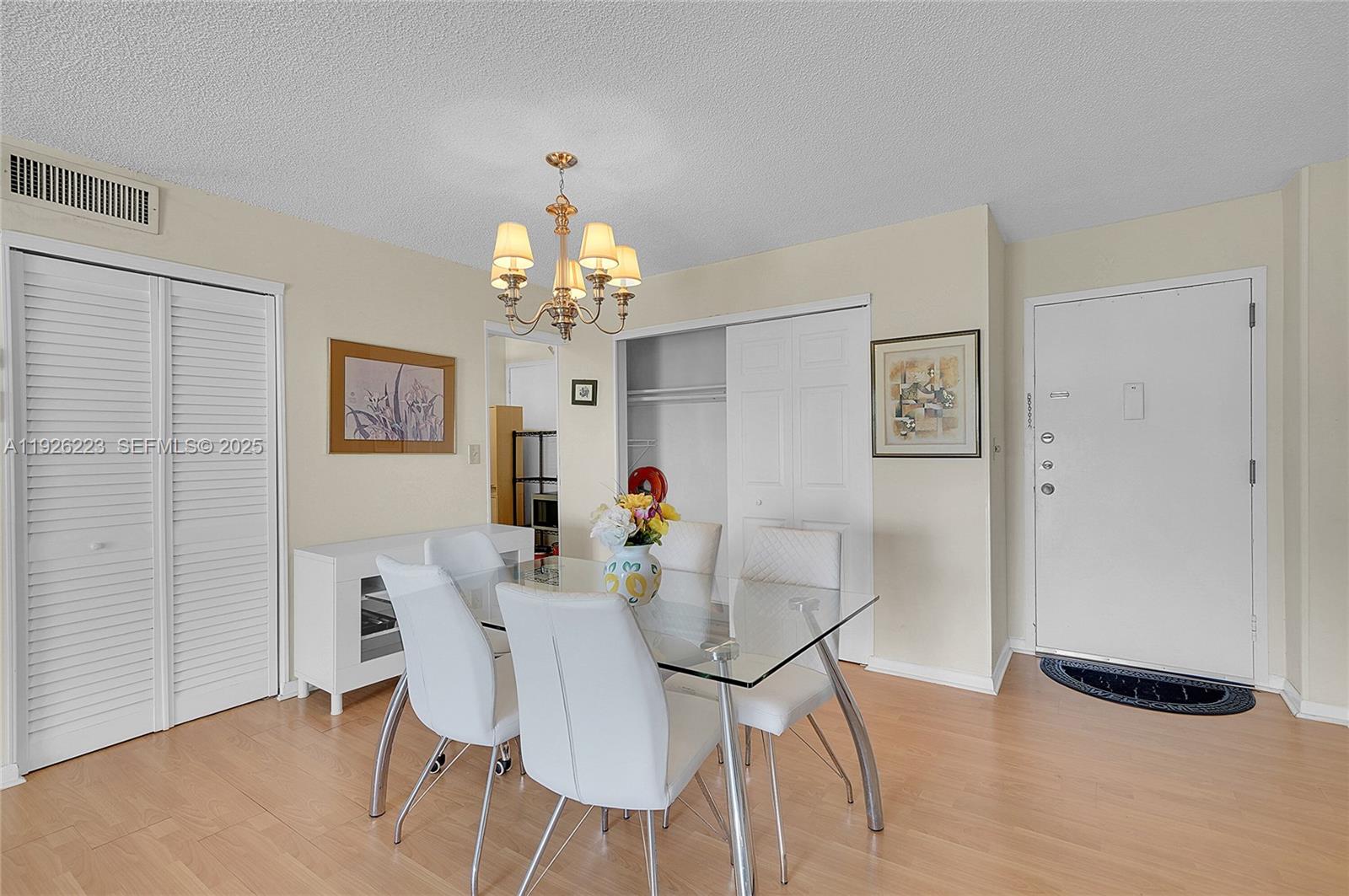 TOWNE ROYALE CONDO - Residential Lease