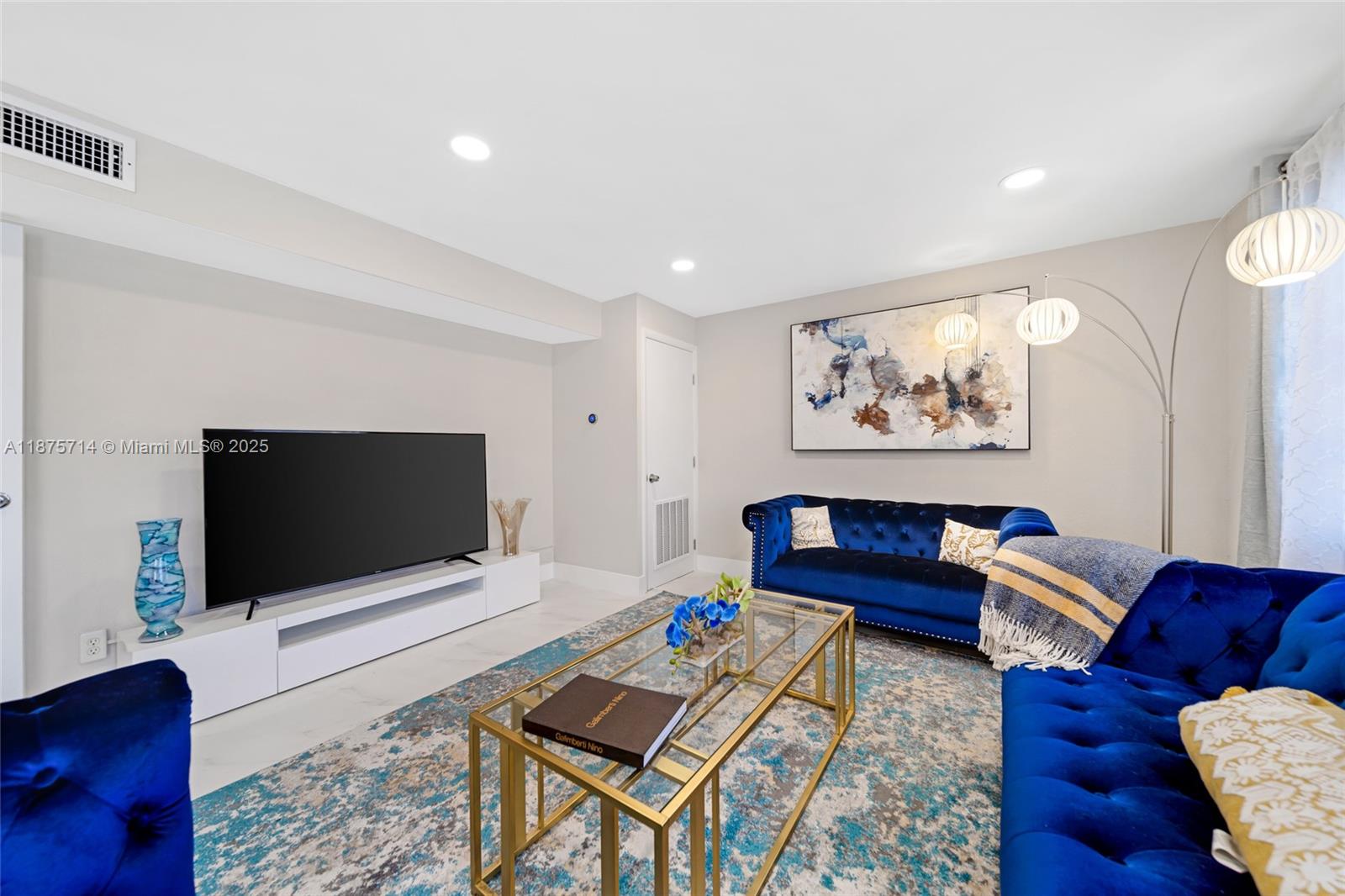 SILVER SHORES SEC OF LAUD - Residential Lease