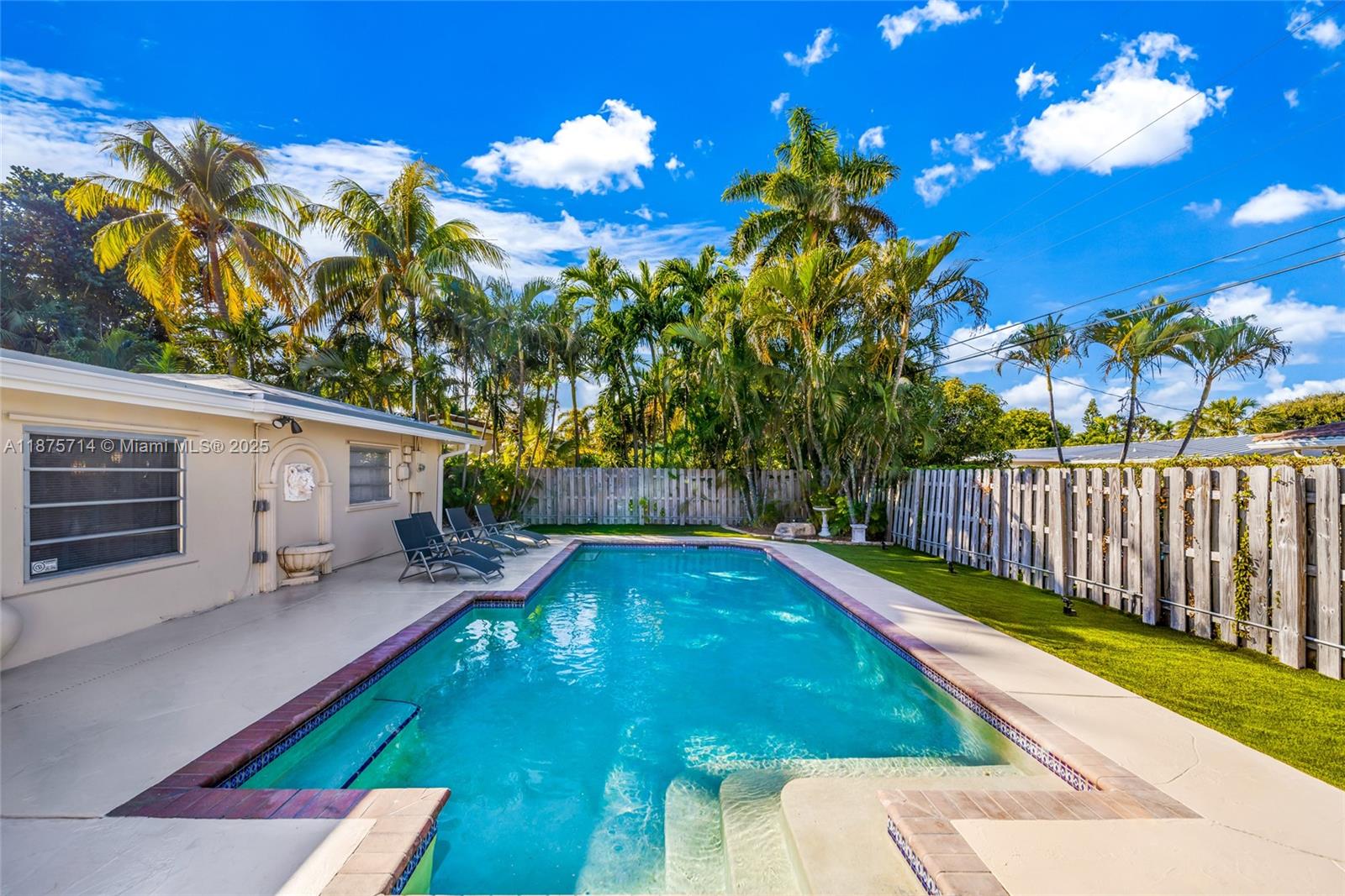 SILVER SHORES SEC OF LAUD - Residential Lease