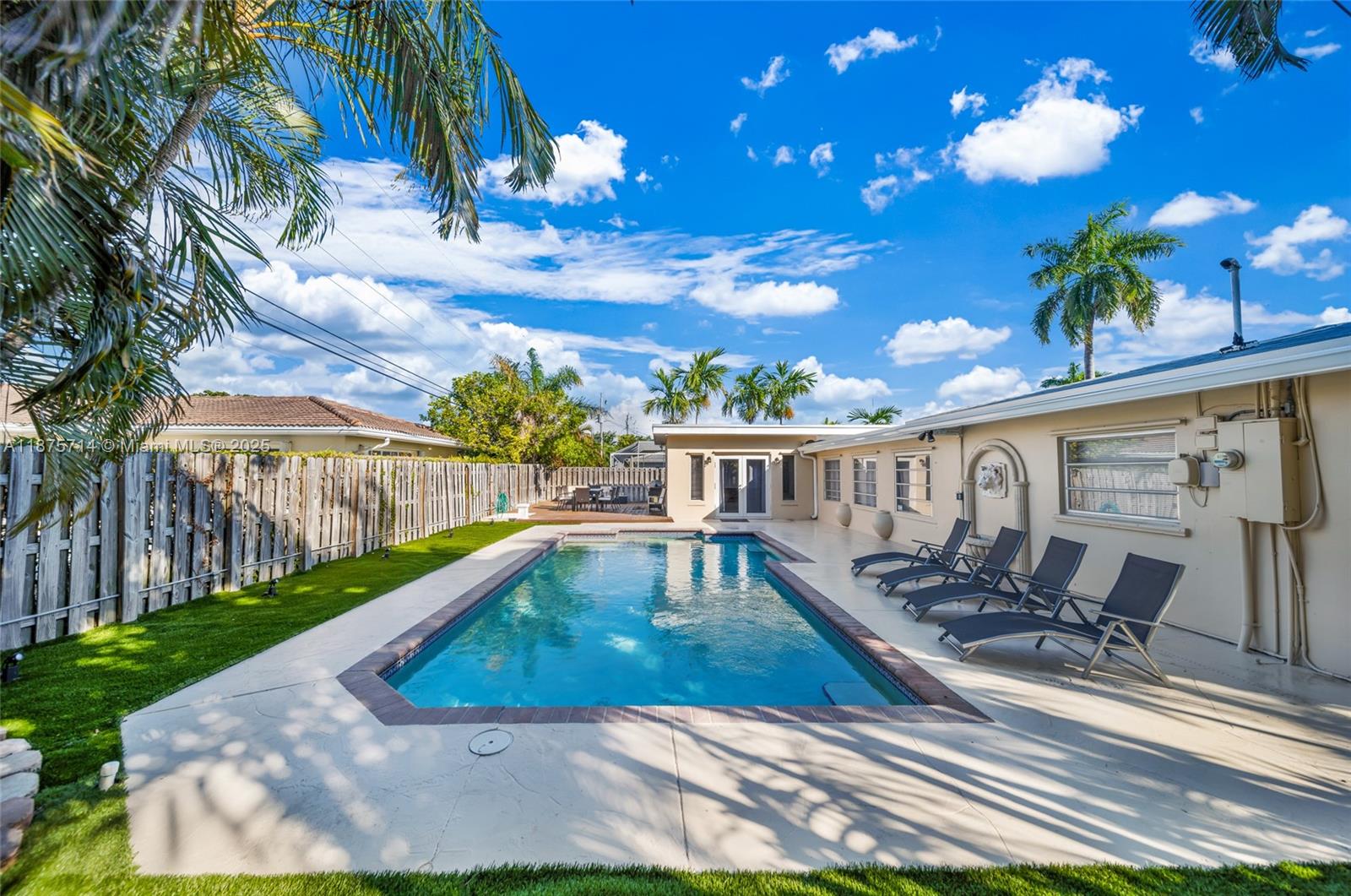 SILVER SHORES SEC OF LAUD - Residential Lease