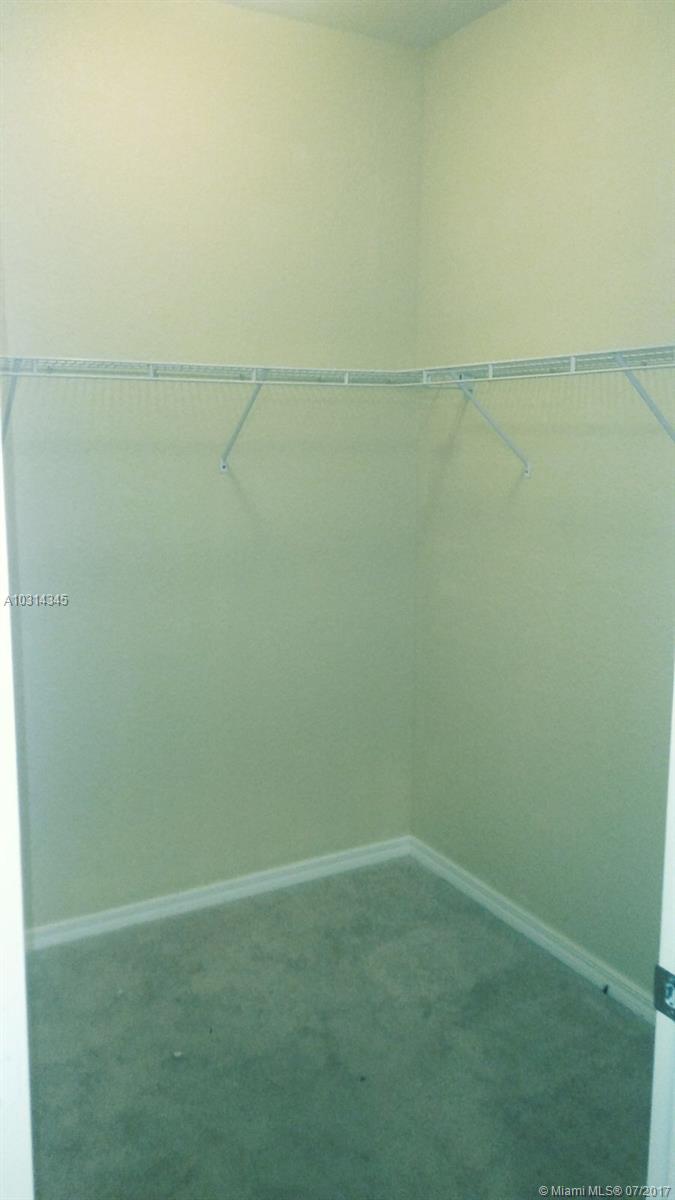 HAMPTON HILLS CONDO - Residential Lease