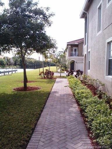 HAMPTON HILLS CONDO - Residential Lease