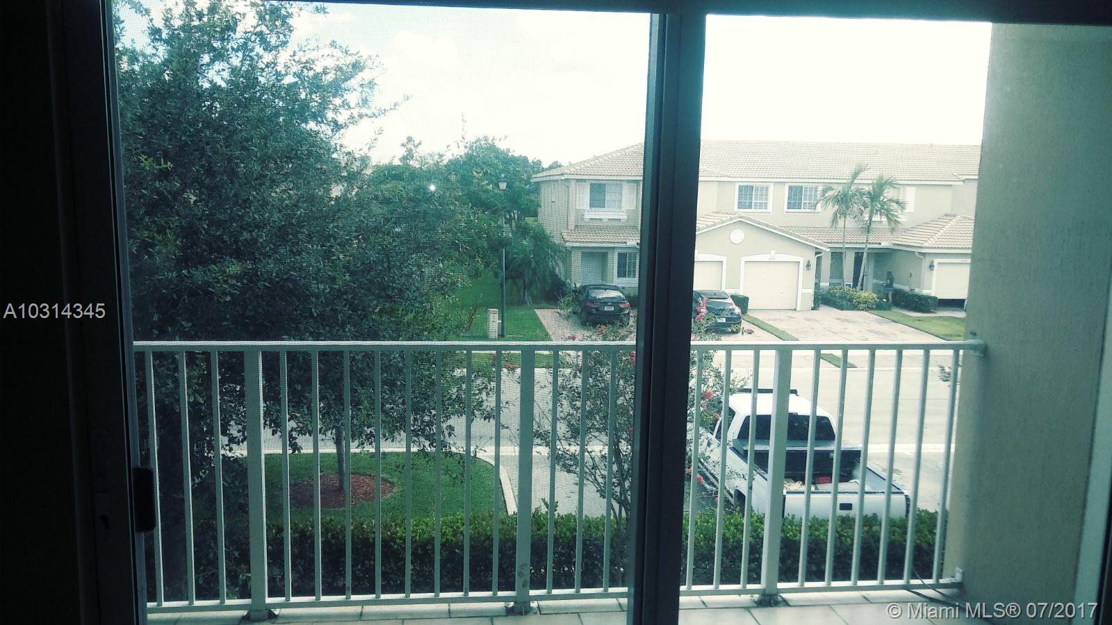 HAMPTON HILLS CONDO - Residential Lease