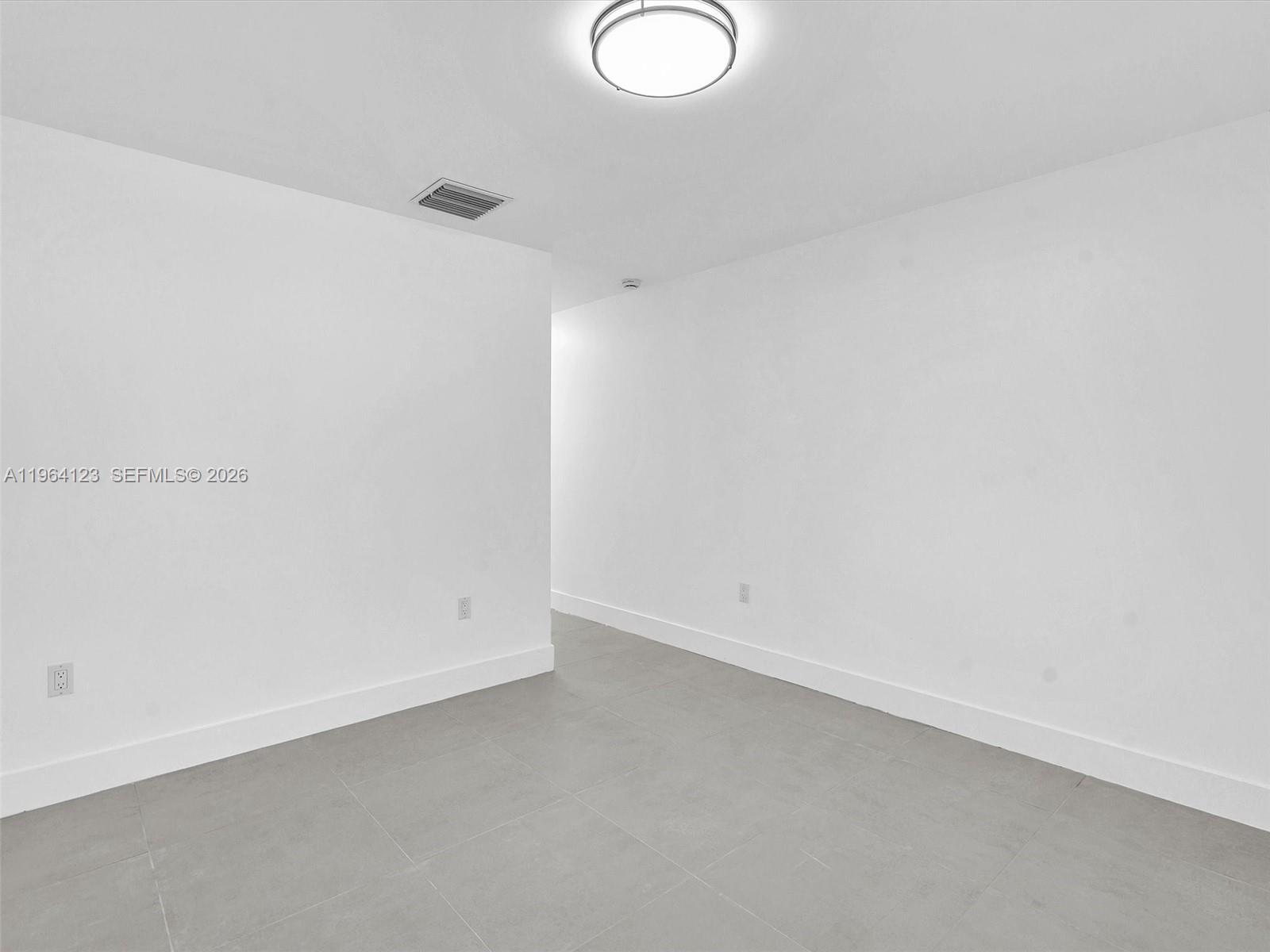 LIBERTY CITY - Residential Income