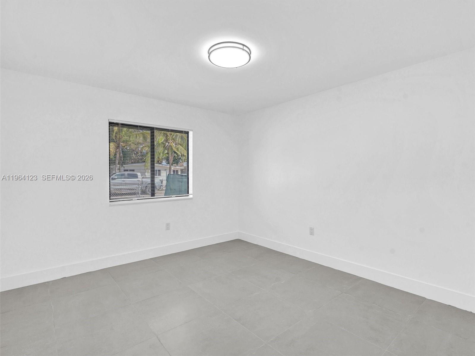 LIBERTY CITY - Residential Income