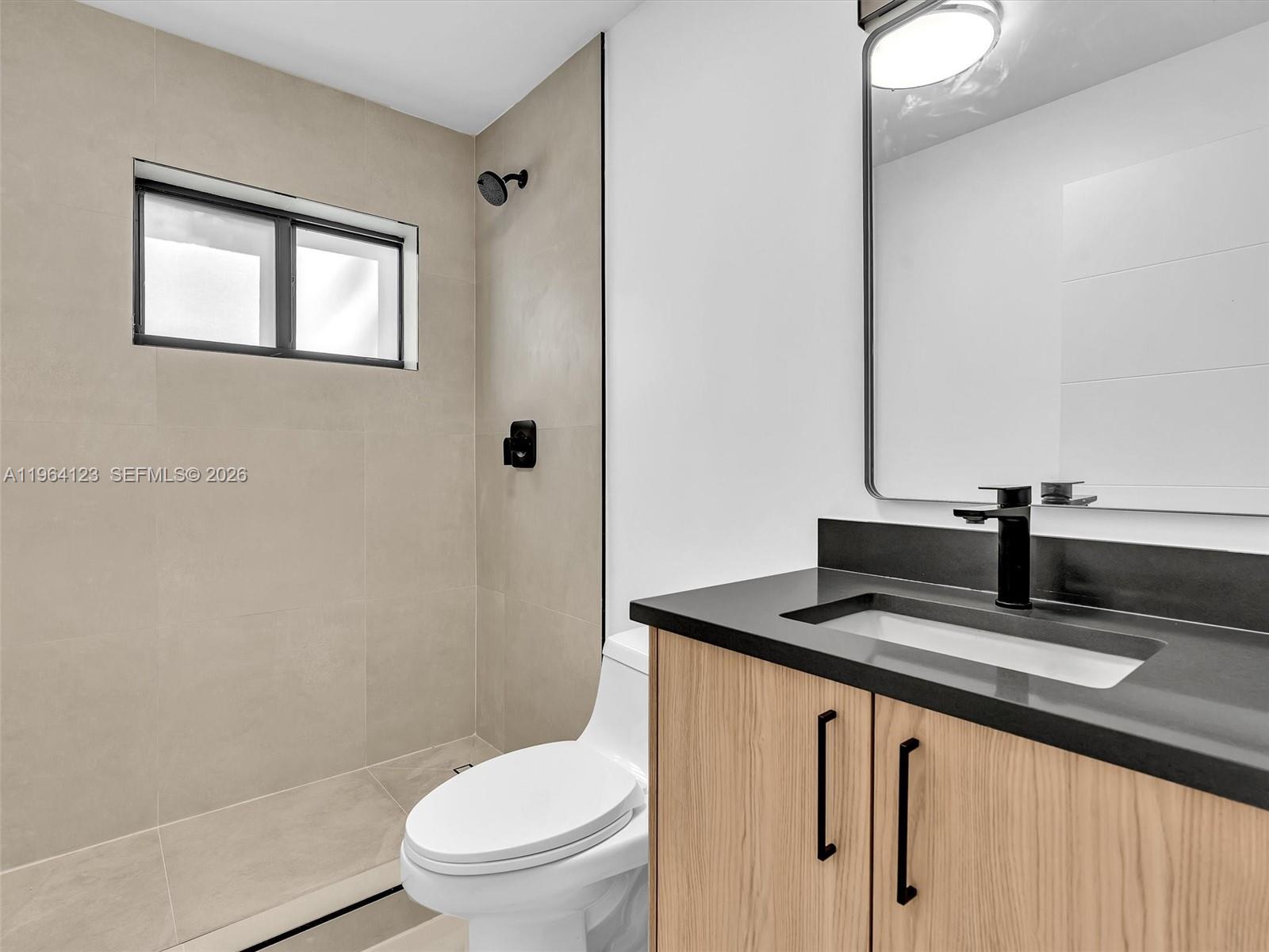 LIBERTY CITY - Residential Income