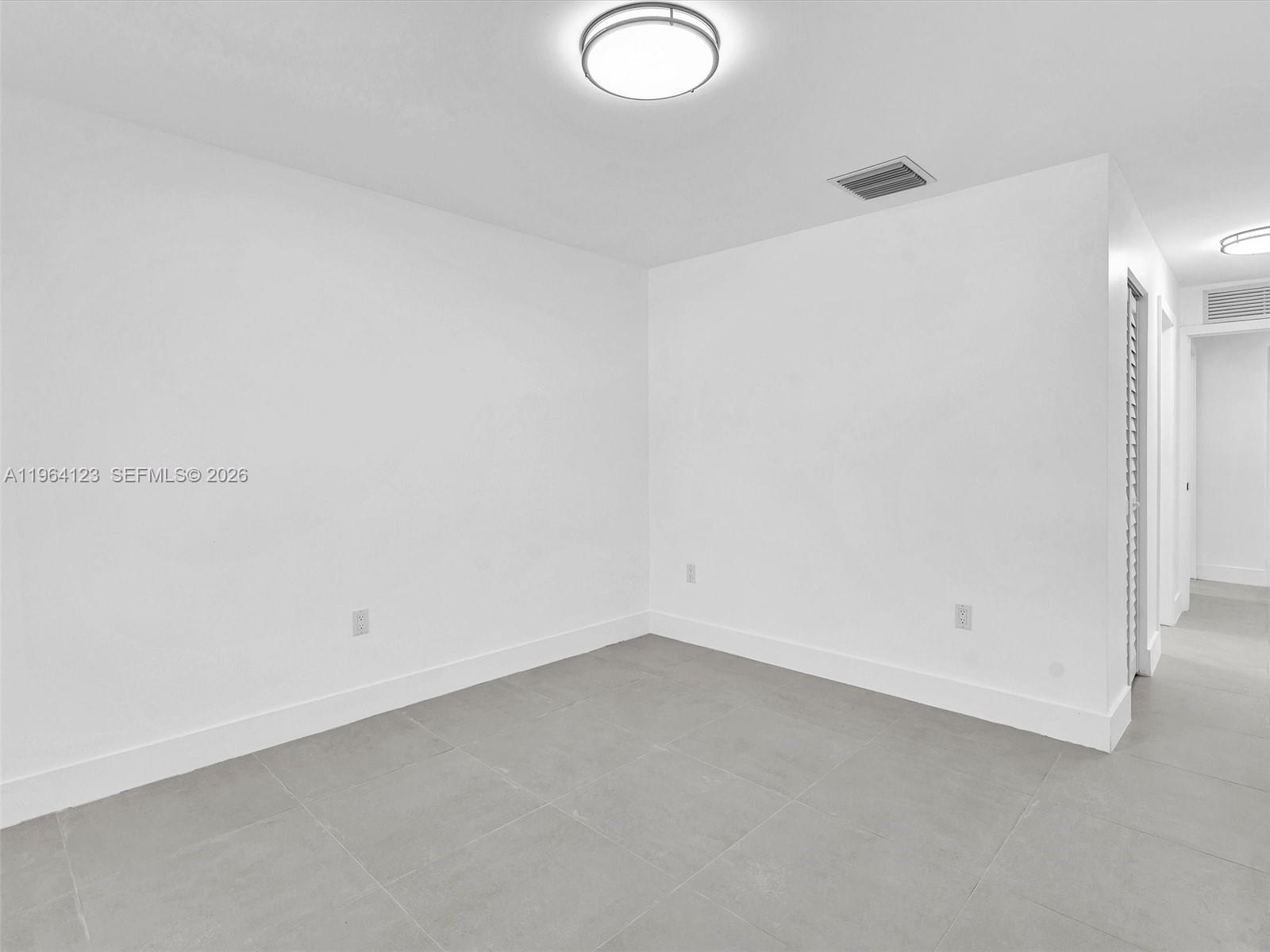 LIBERTY CITY - Residential Income