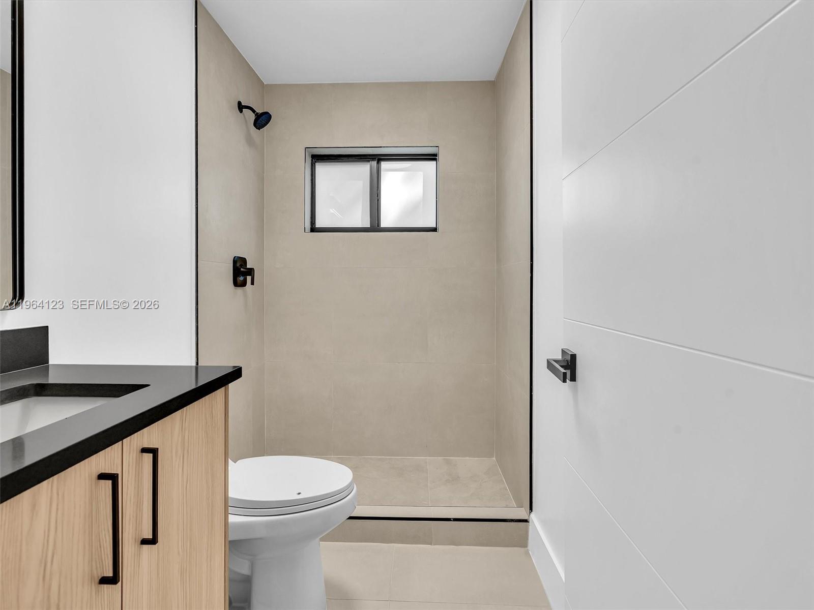 LIBERTY CITY - Residential Income