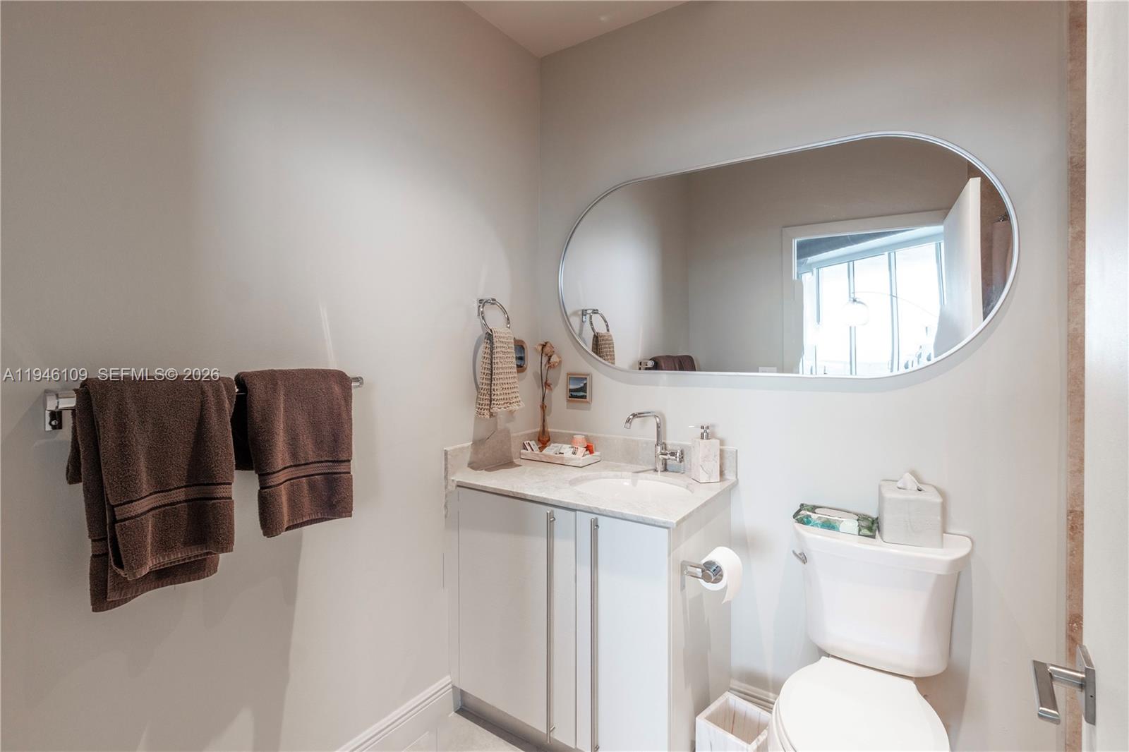 STAR LOFTS ON THE BAY CON - Residential