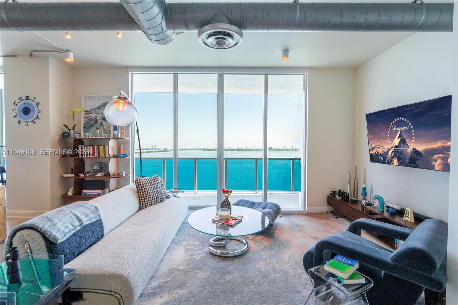 STAR LOFTS ON THE BAY CON - Residential