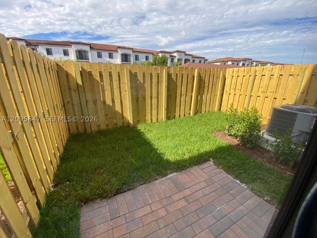 21044 NE 8th Ave 21044