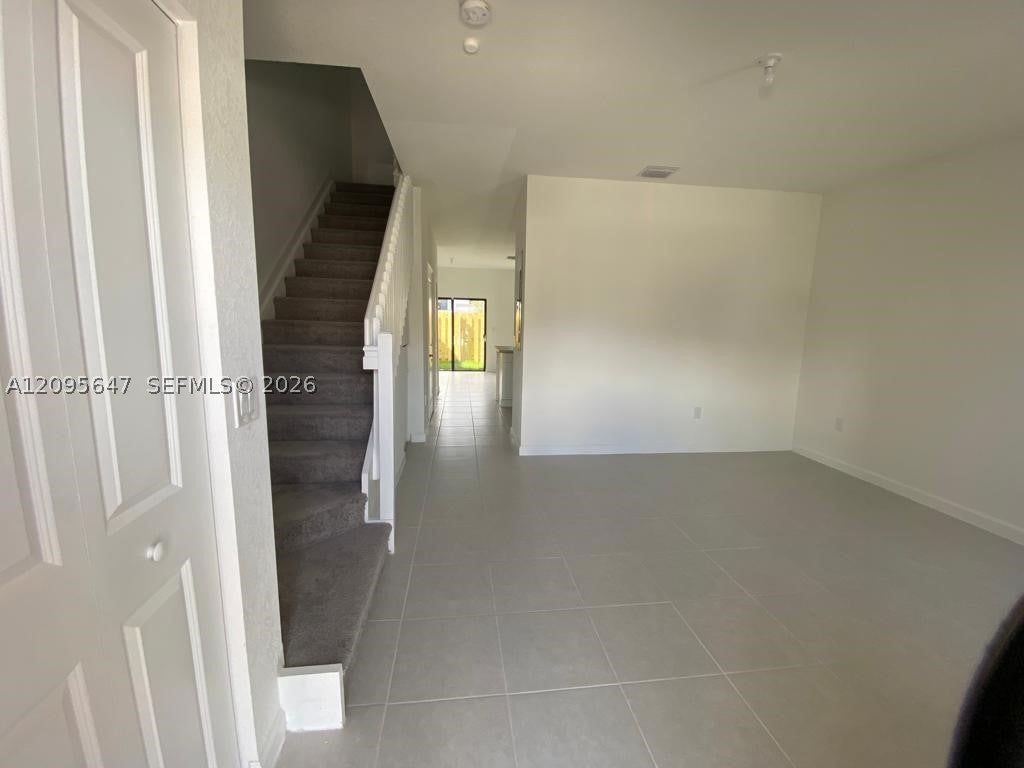 21044 NE 8th Ave 21044