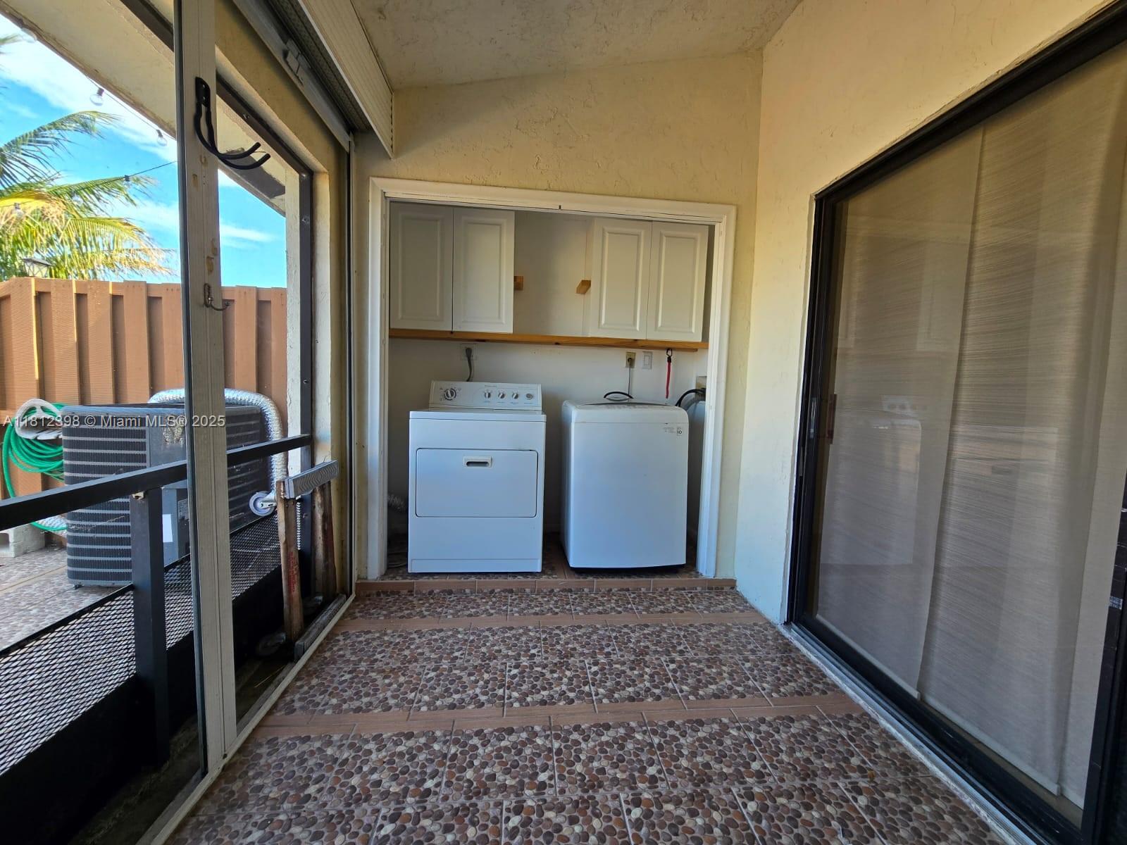 PARKSIDE GREEN - Residential Lease