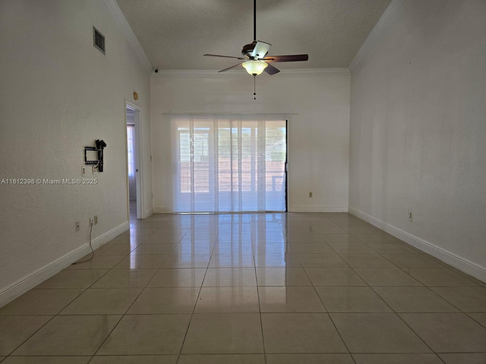 PARKSIDE GREEN - Residential Lease