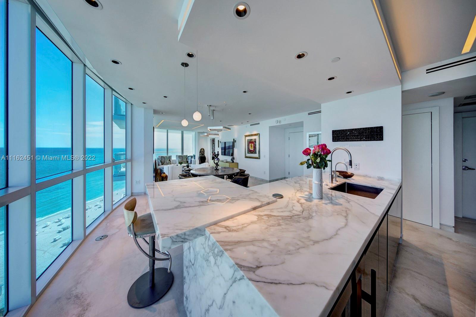 MOSAIC ON MIAMI BEACH CON - Residential