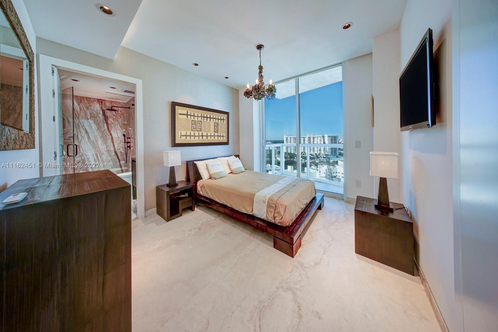 MOSAIC ON MIAMI BEACH CON - Residential