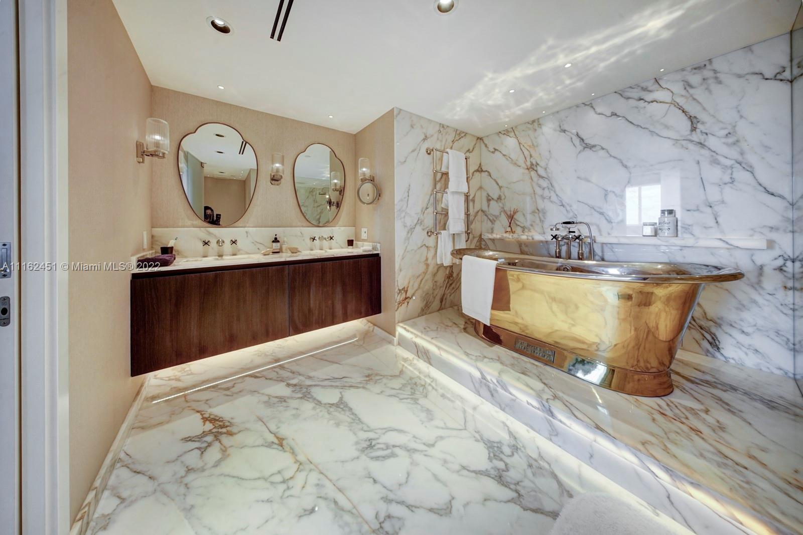 MOSAIC ON MIAMI BEACH CON - Residential