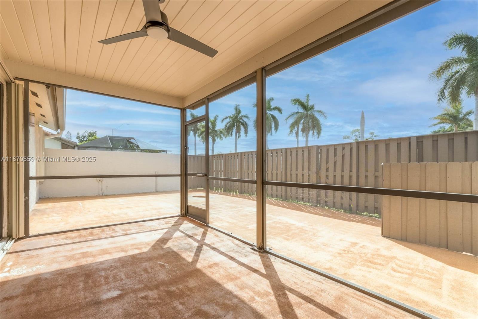 KINGS COURT WEST - Residential