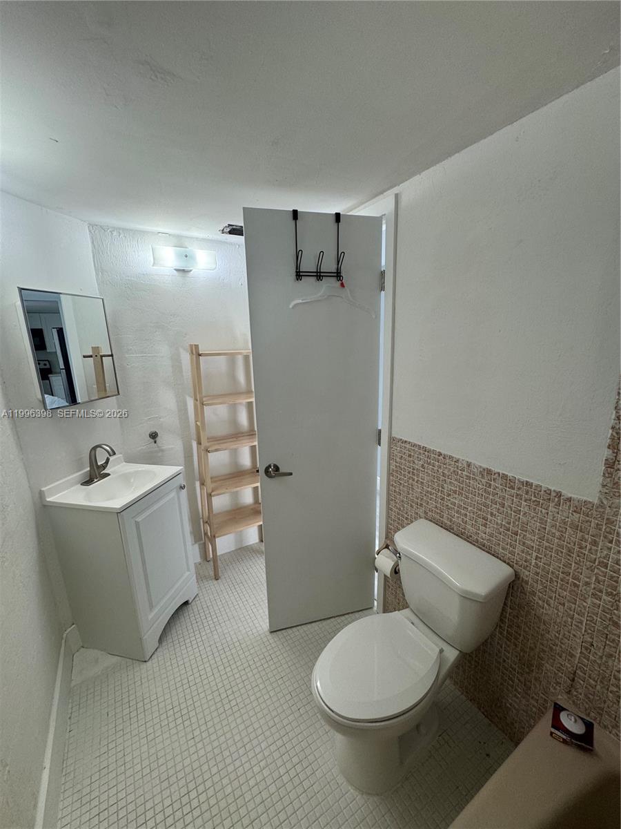 SECOND FORUM CONDO - Residential