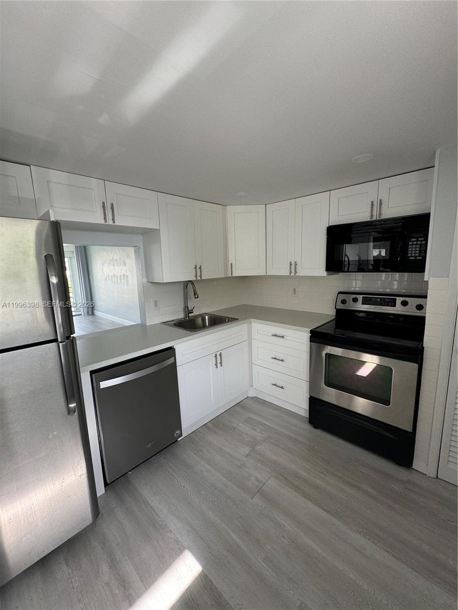 SECOND FORUM CONDO - Residential