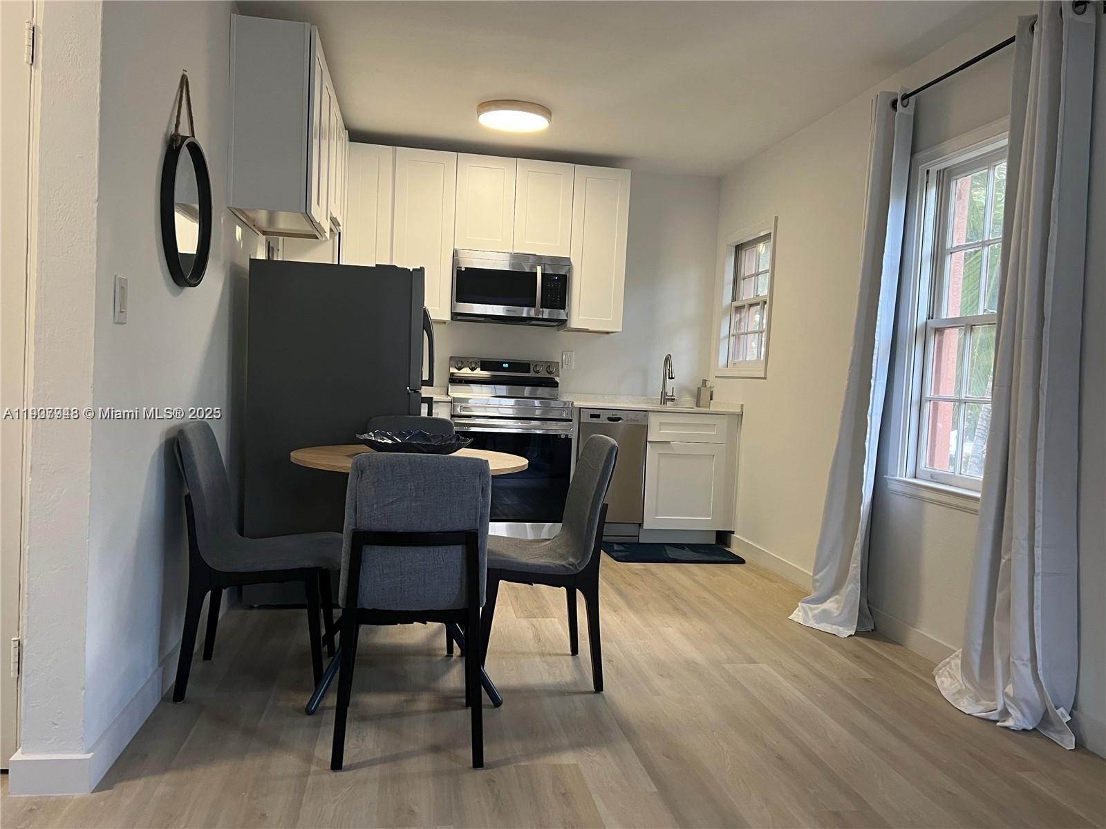 ALTOS DEL MAR NO 3 - Residential Lease