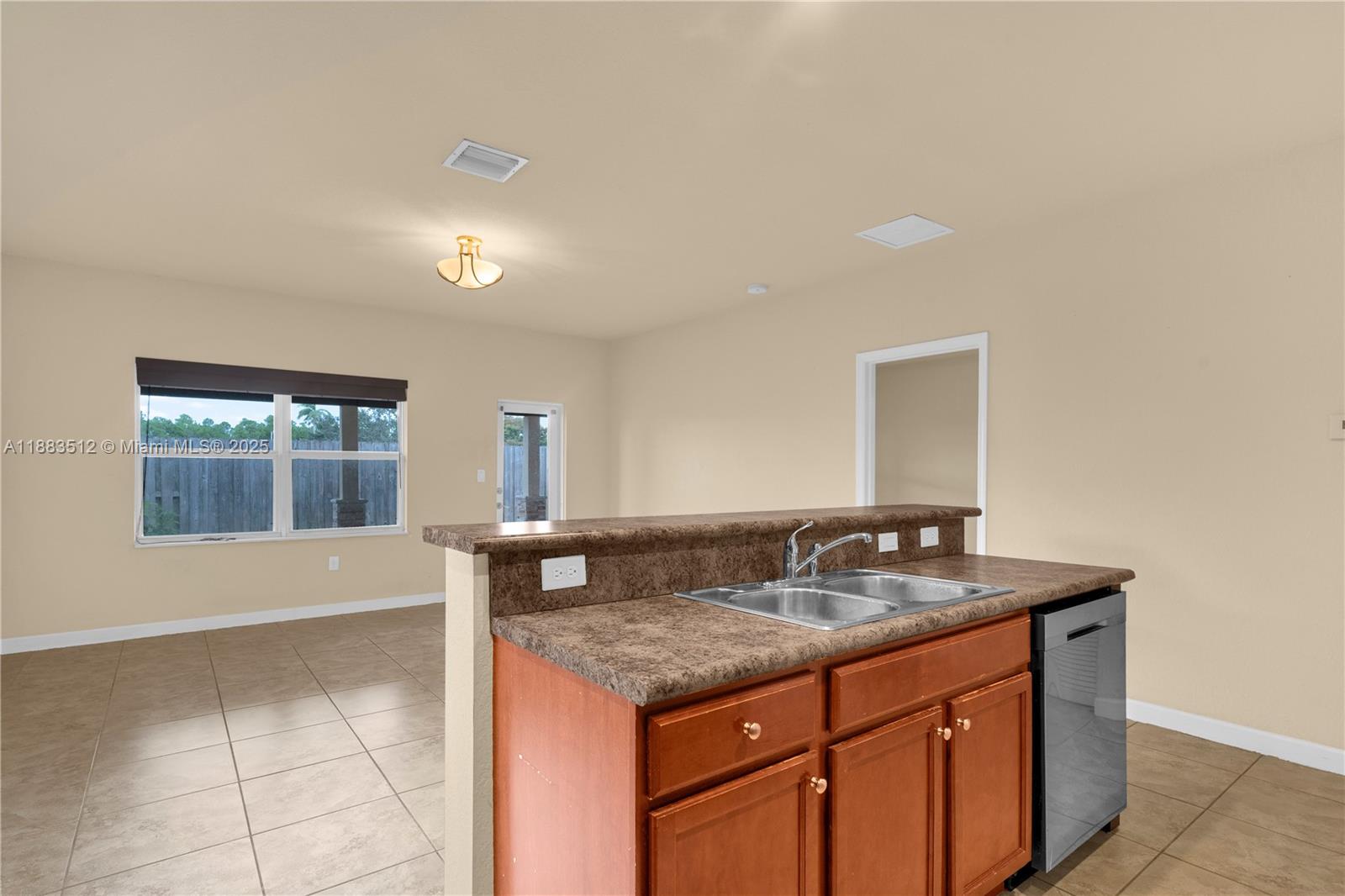 ATLANTIS AT OASIS - Residential