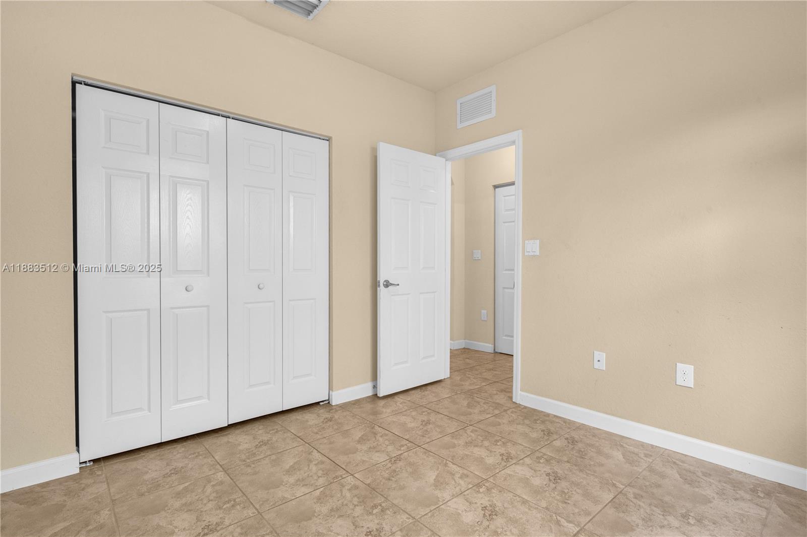 ATLANTIS AT OASIS - Residential