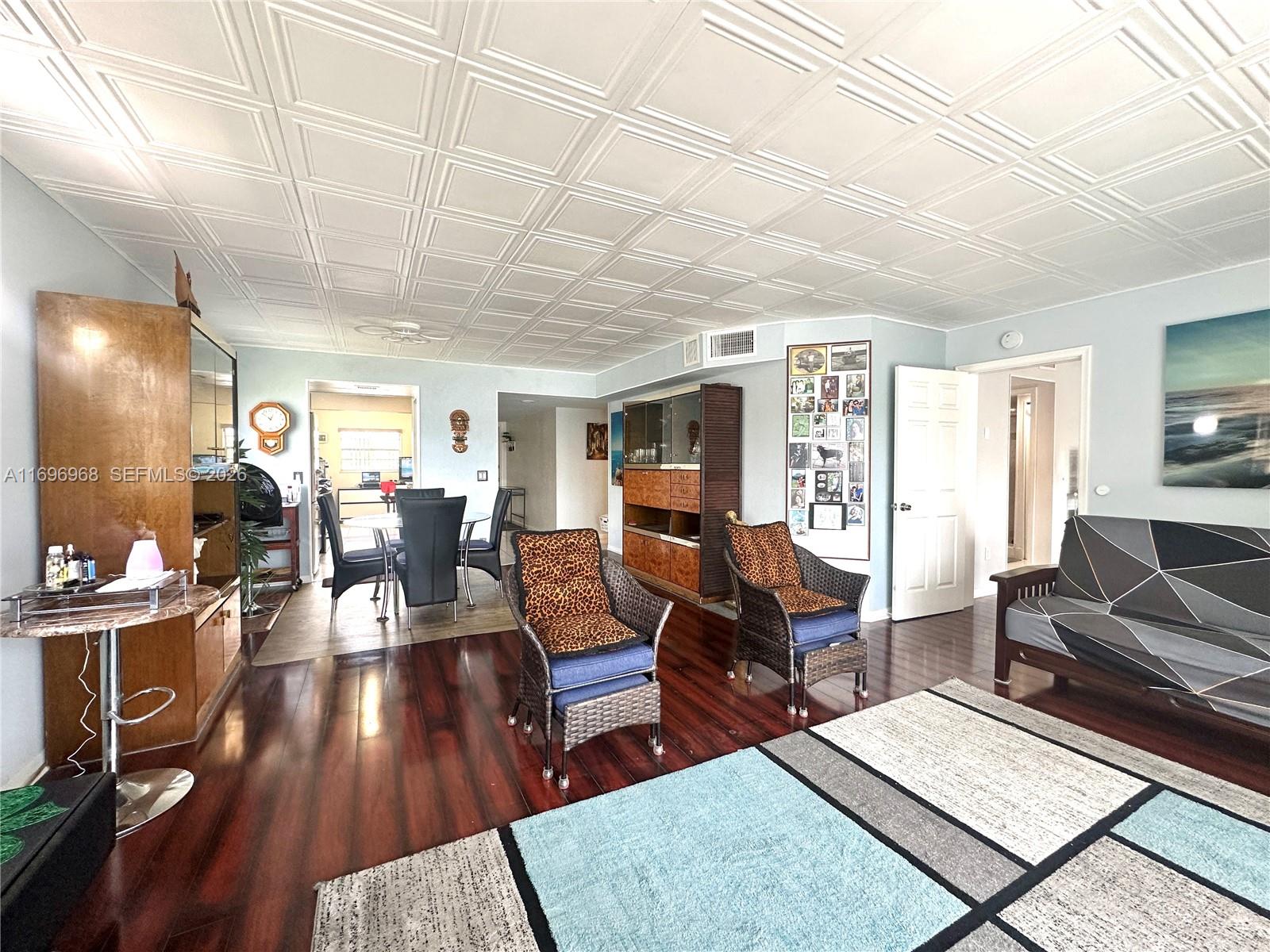 HAWTHORNE AT CENTURY VILL - Residential
