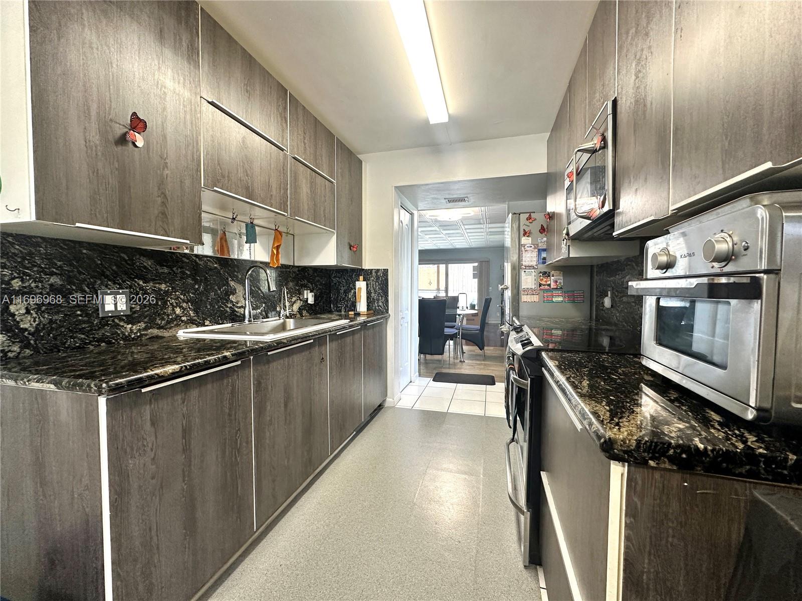 HAWTHORNE AT CENTURY VILL - Residential