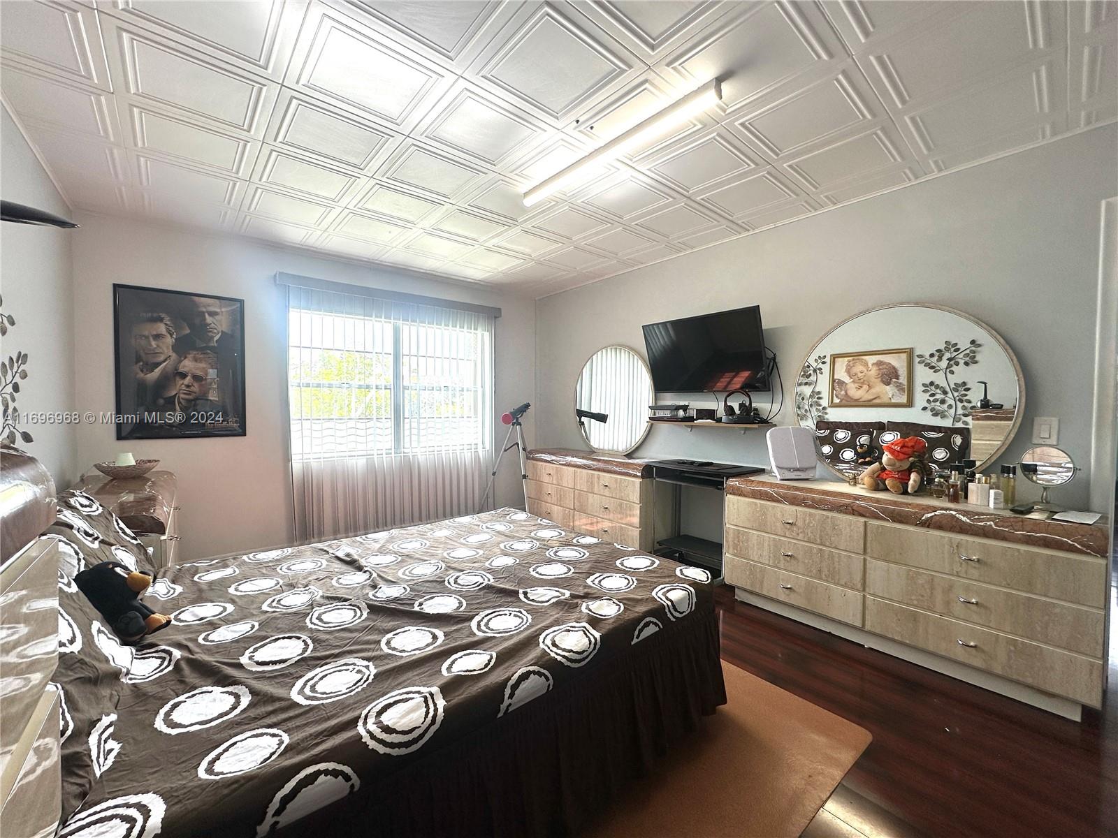 HAWTHORNE AT CENTURY VILL - Residential