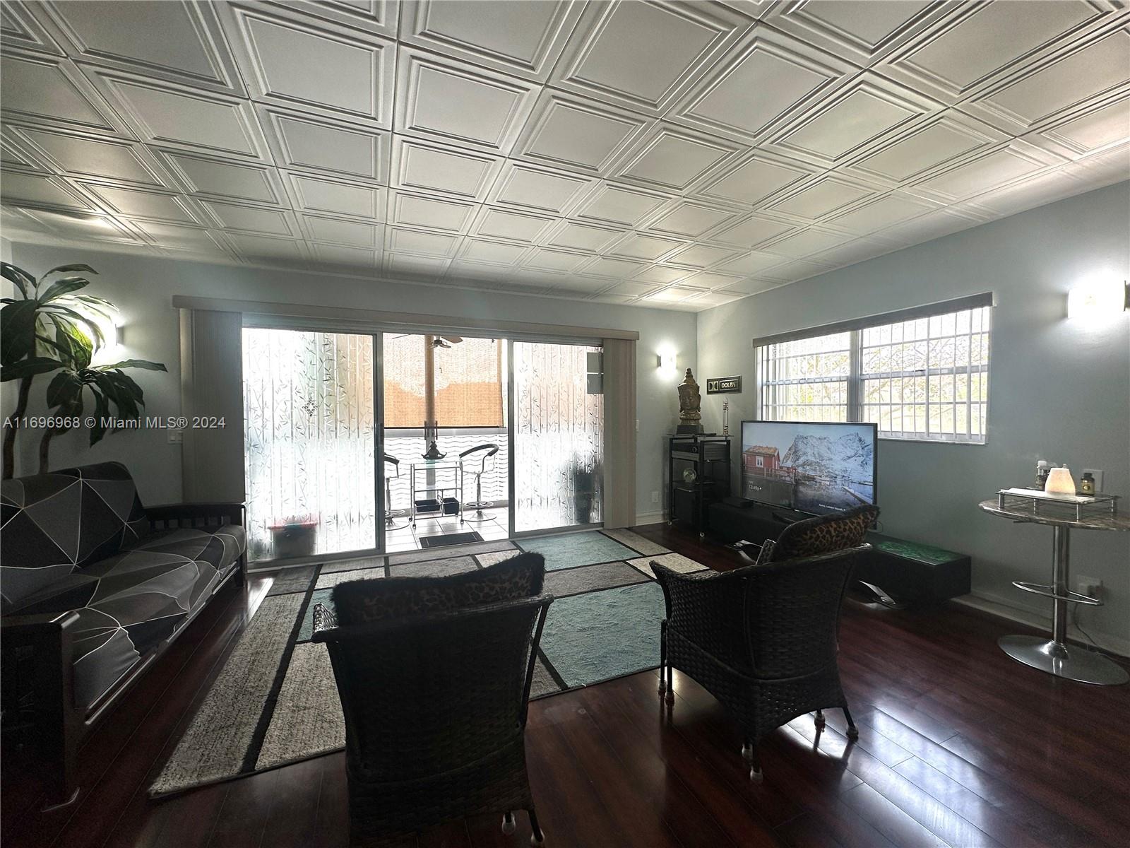 HAWTHORNE AT CENTURY VILL - Residential