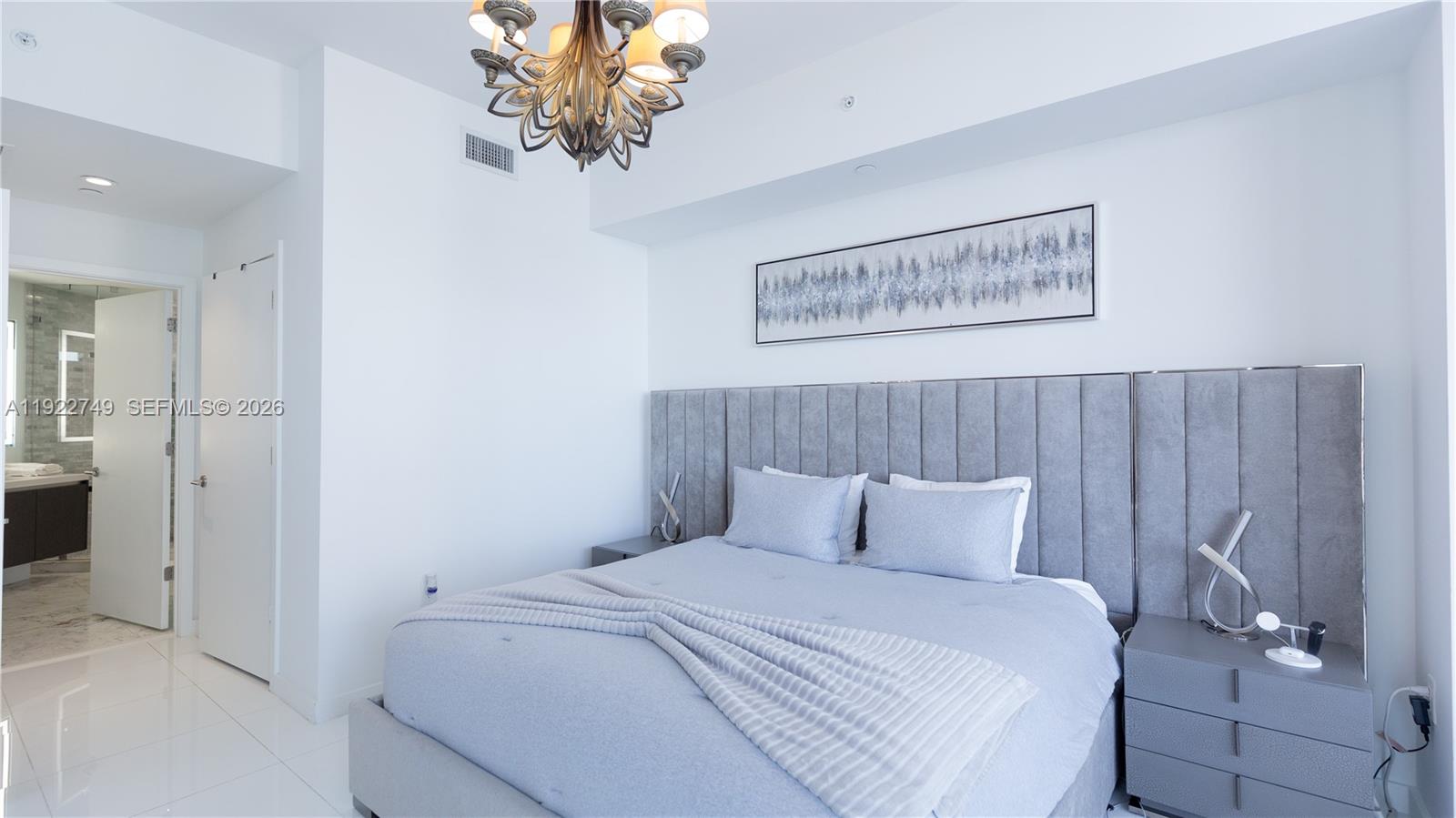 PARAMOUNT MIAMI WORLDCENT - Residential