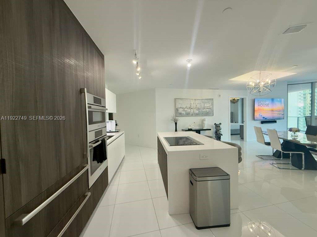 PARAMOUNT MIAMI WORLDCENT - Residential