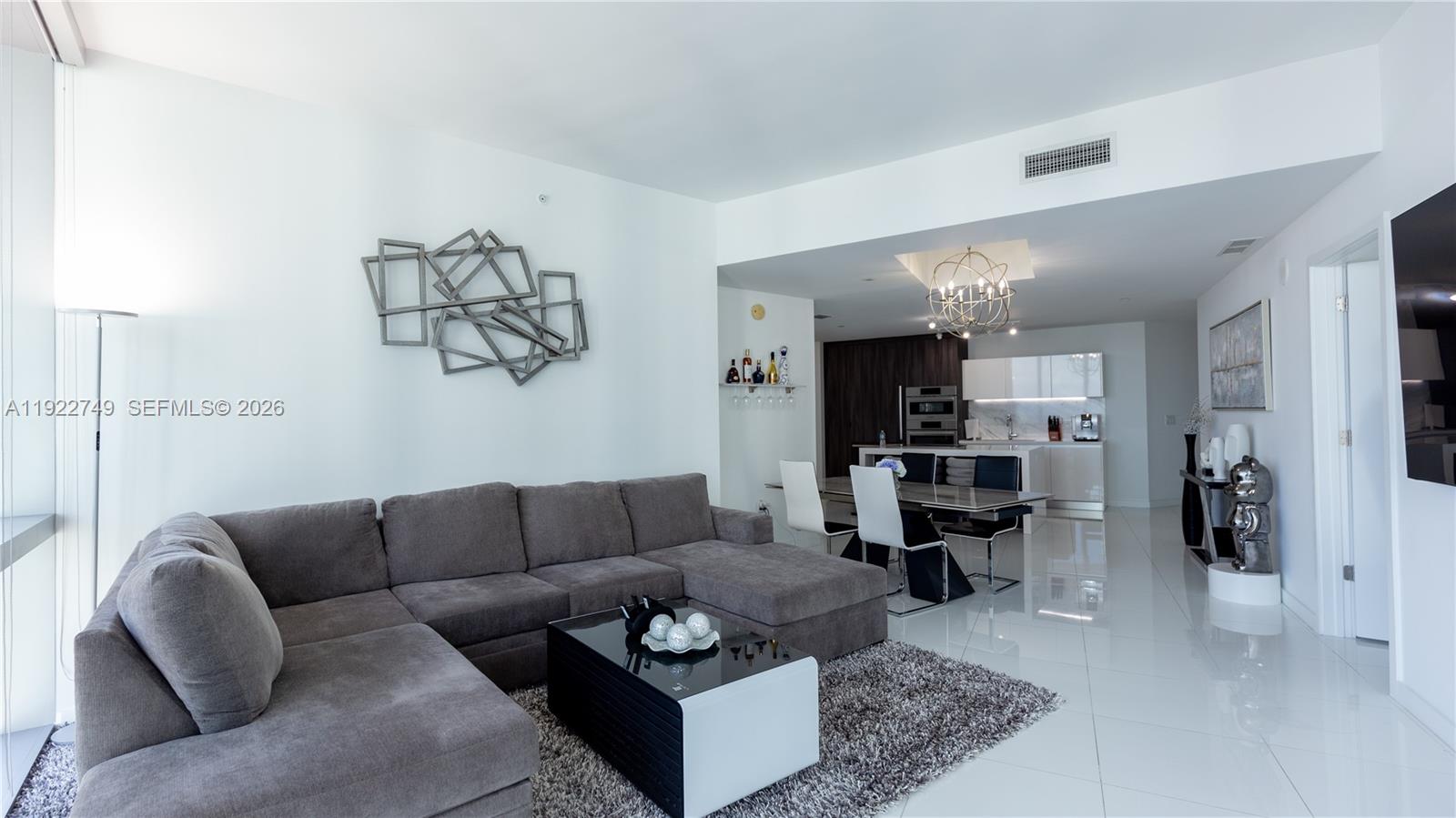 PARAMOUNT MIAMI WORLDCENT - Residential