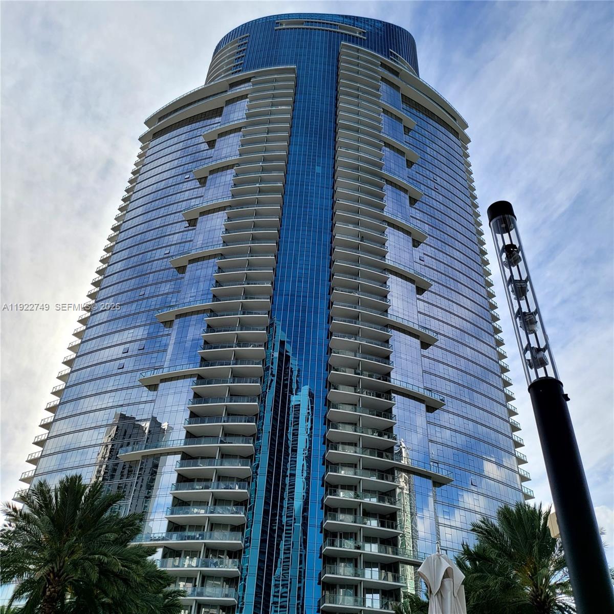 PARAMOUNT MIAMI WORLDCENT - Residential