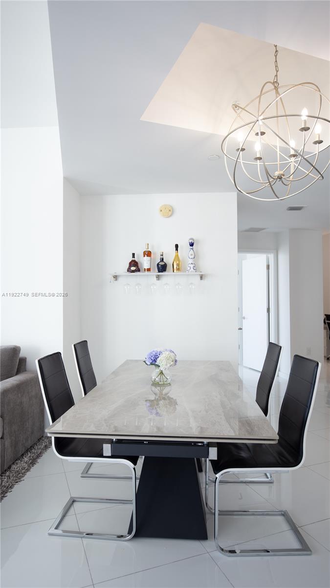 PARAMOUNT MIAMI WORLDCENT - Residential