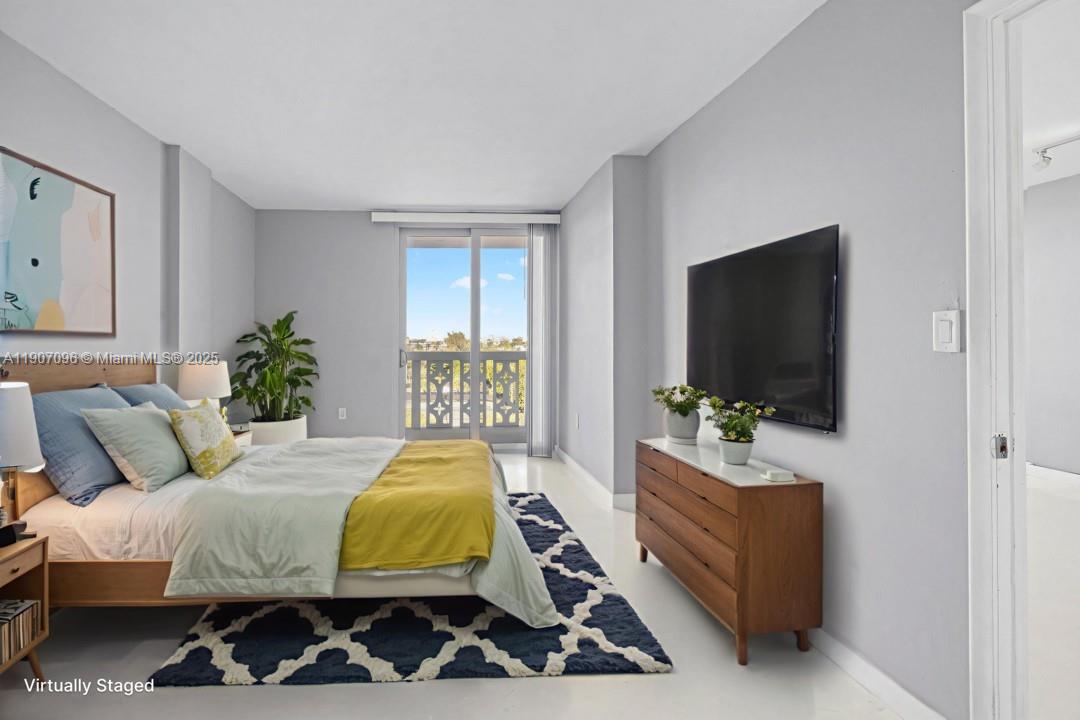 ADMIRAL TOWERS CONDO - Residential