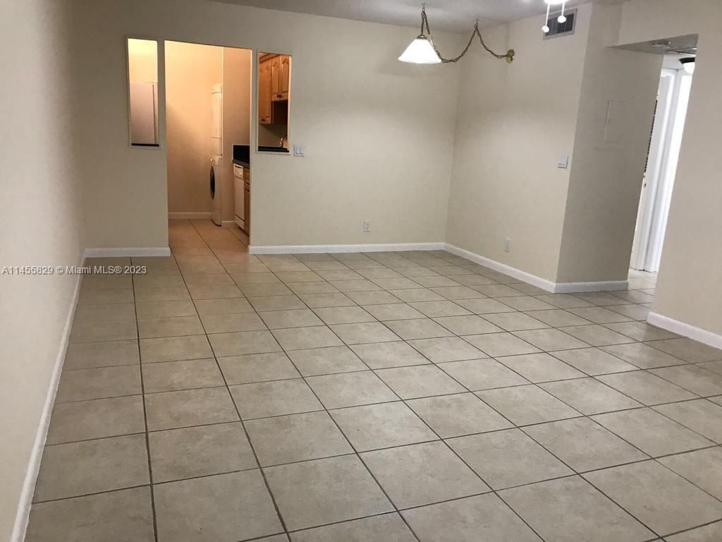 Photo of 10084 Twin Lakes Dr #38-G, Coral Springs, FL 33071 (MLS # A11455829)