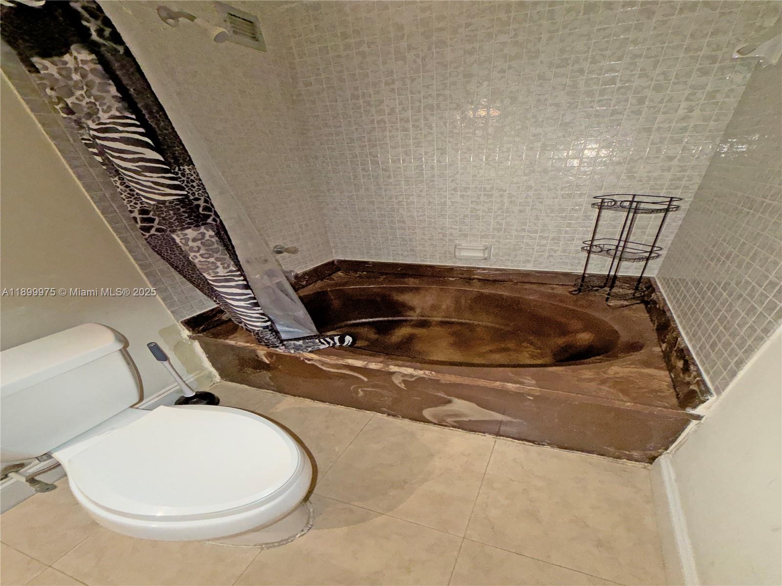 TOWERS OF OCEANVIEW EAST - Residential Lease