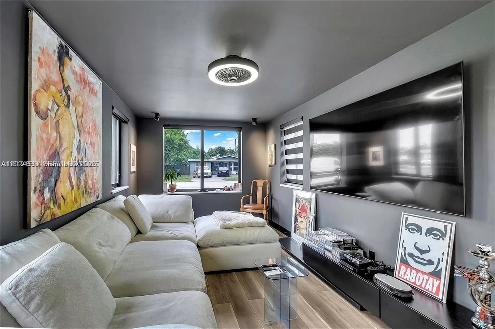 LLOYD ESTATES ADD RESUB - Residential