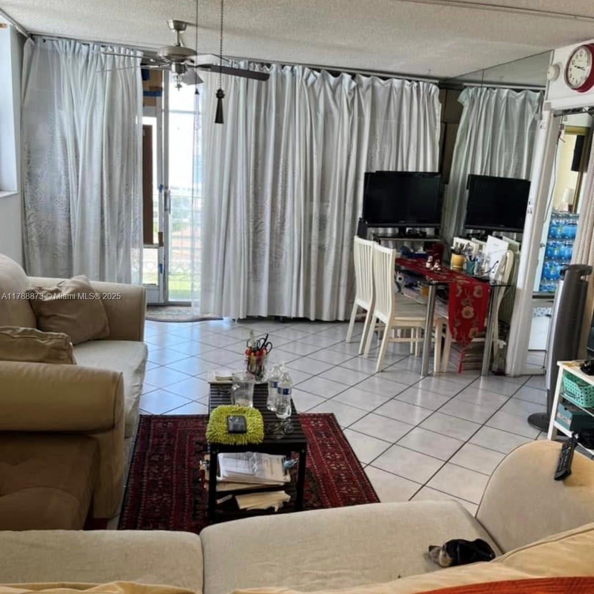 STANTON HOUSE CONDO - Residential