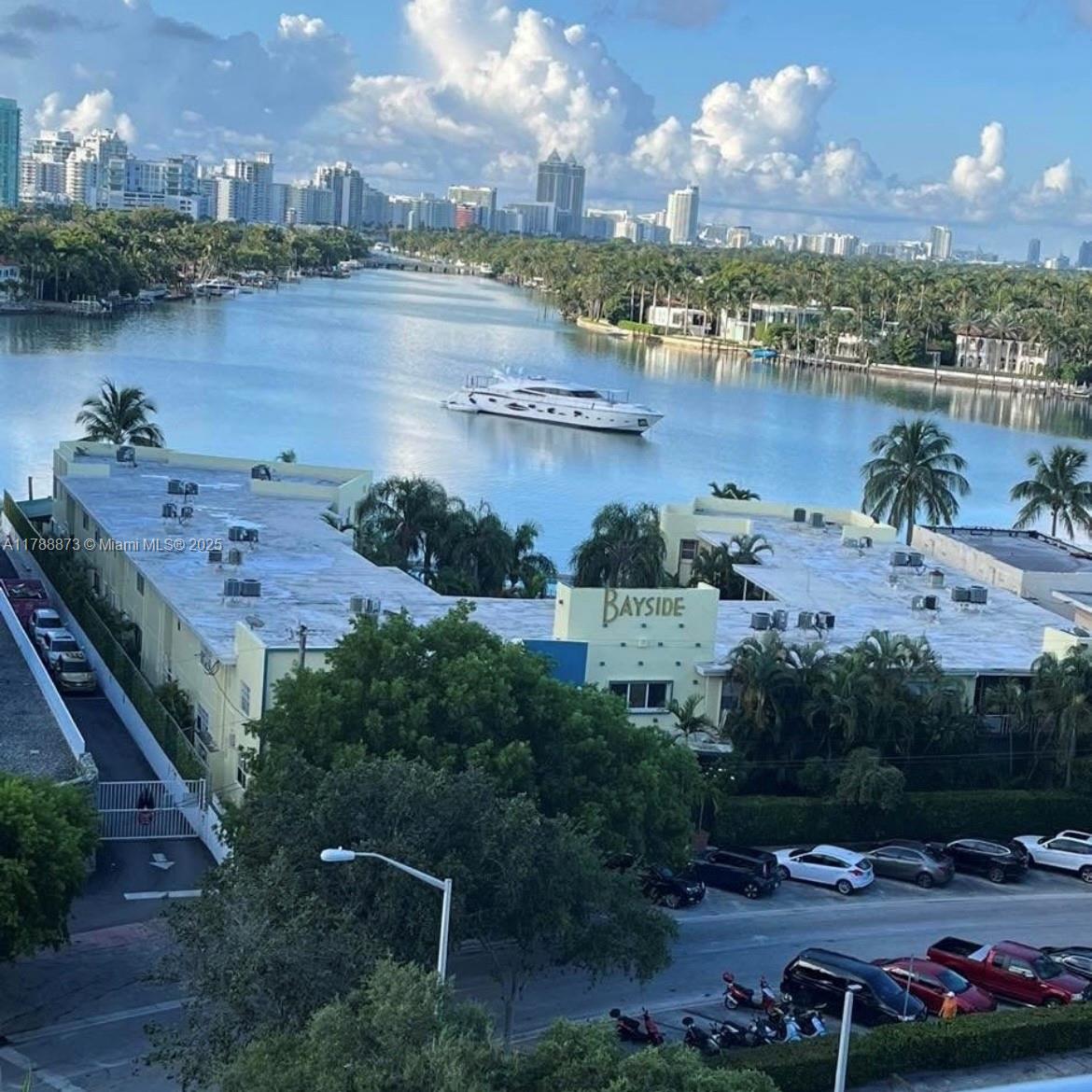 STANTON HOUSE CONDO - Residential
